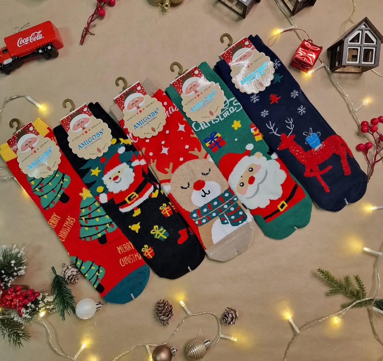 NOVOGODIŠNJE ČARAPE – 10 RAZLIČITIH MODELA ZA PRAZNIČNU TOPLINU